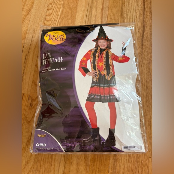 Spirit Halloween Hocus Pocus Dani Denison witch costume child large 12-14 - Picture 1 of 3